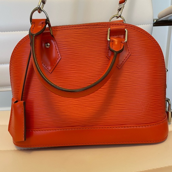 ❌SOLD❌Orange Minnesota Authentic Louis Vuitton Purse Nano Alma BB with dust bag - Picture 5 of 16